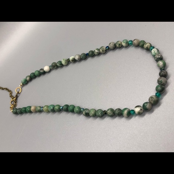 Green Agate Necklace - Picture 5 of 9